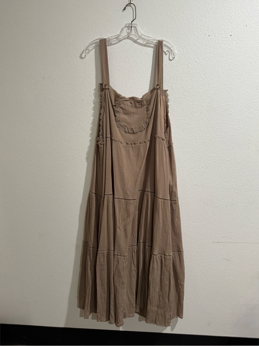 Relaxed Tiered Maxi Dress in Taupe